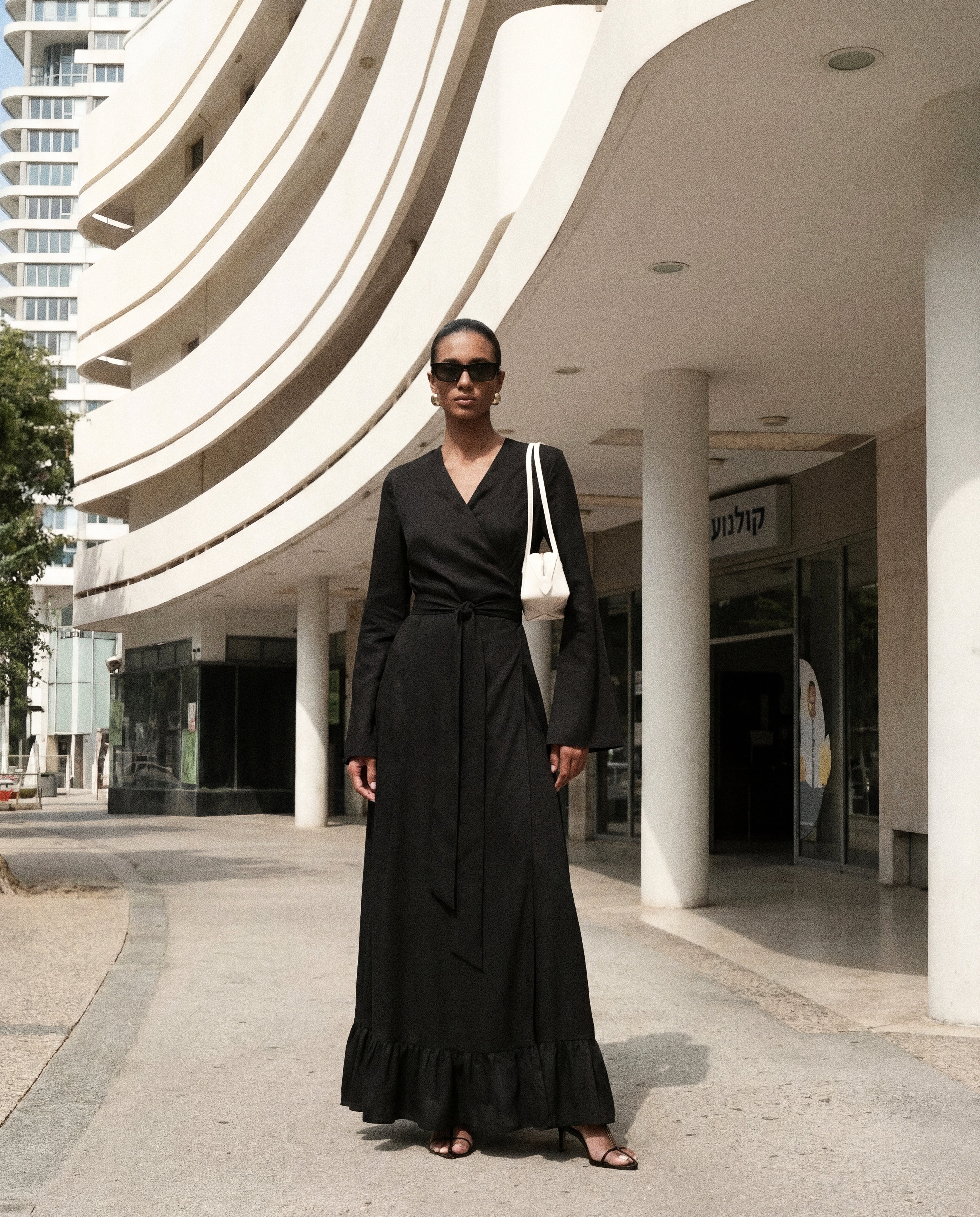 THE LEAH DRESS BLACK